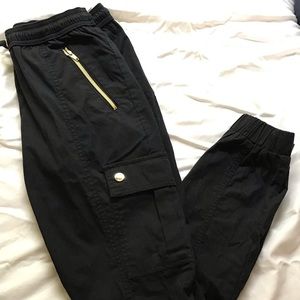 Jaanuu scrub pants